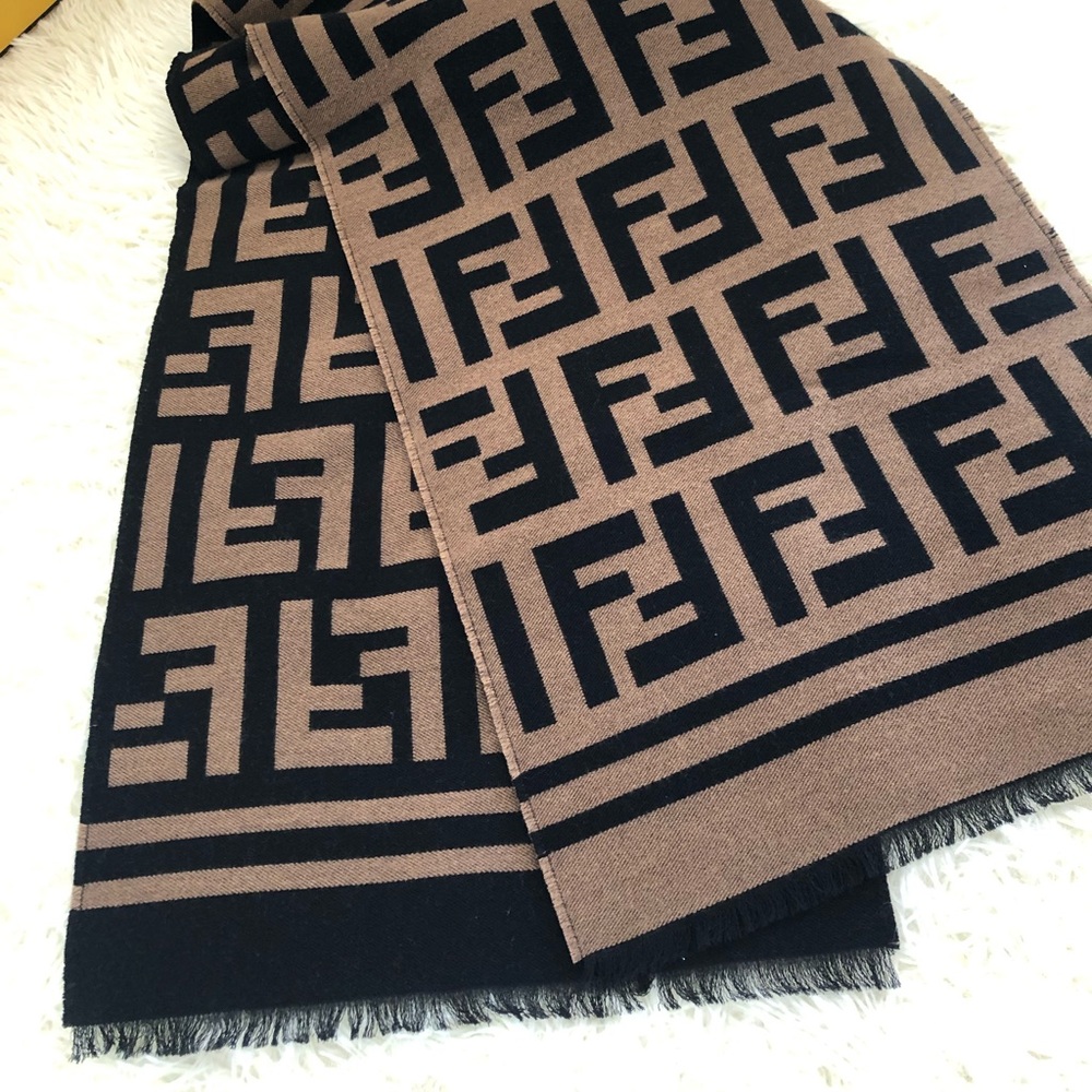 Fendi Scarf (Free Dior Lip Glow & Thank You Card) - Picture 6 of 7